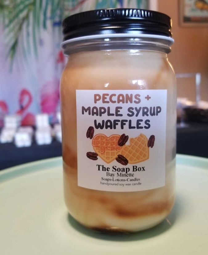 16oz Pecans& Maple Syrup Waffles Soy Candle